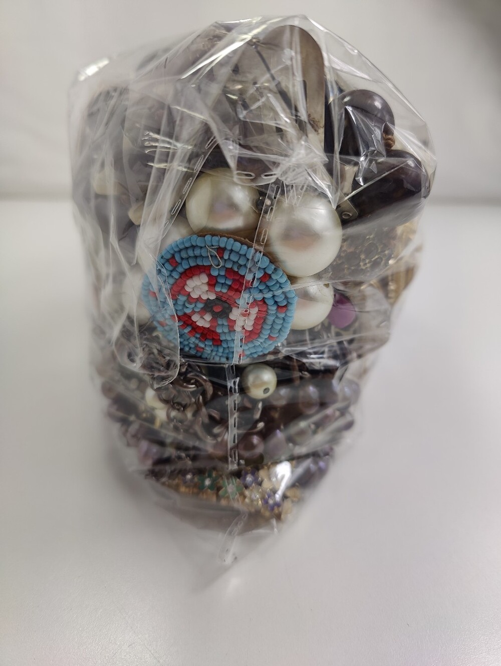 2 Lb 14.2 Oz Mixed Jewelry Craft Repair Parts Lot Beads Gemstones Pearls Shell - Picture 5 of 11
